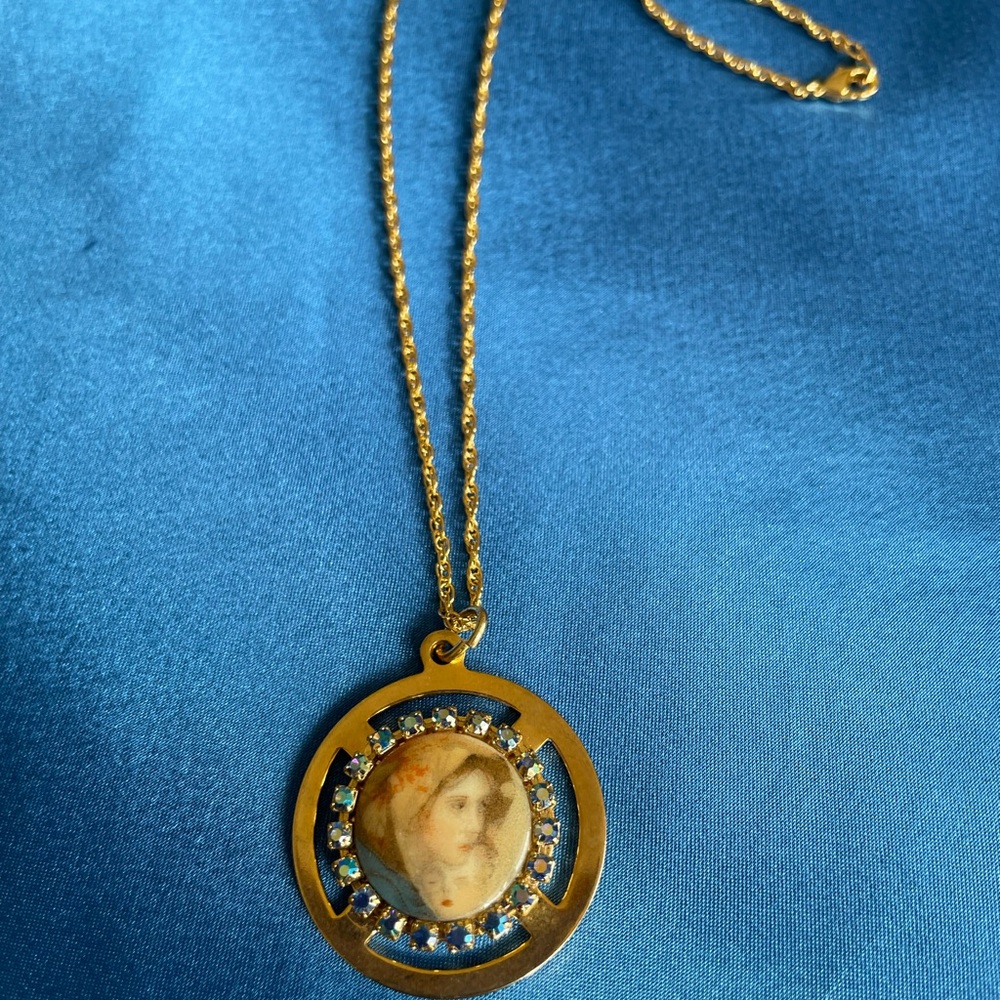 Mid Century Czech Girl in a Bonnet Porcelain Glass Pendant Necklace.